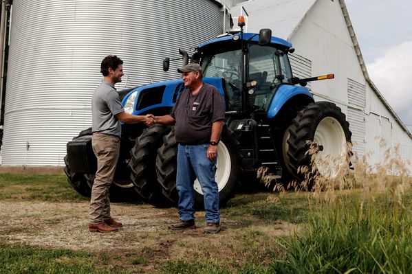 All of your farm marketing and risk management needs in one place at Advance Trading